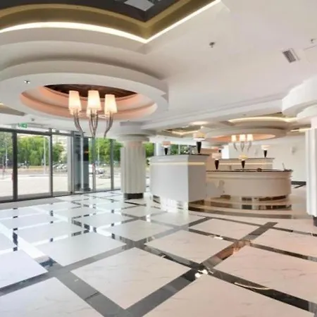 Hanza Tower Downtown 23 Pool & Jacussi Appartement